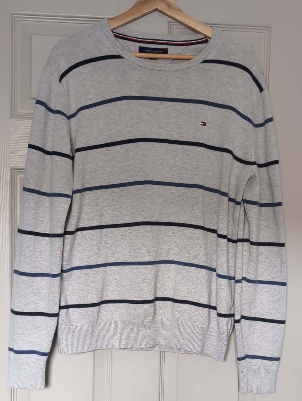 Tommy Hilfiger Light Gray Crewneck Sweater with Blue Stripes